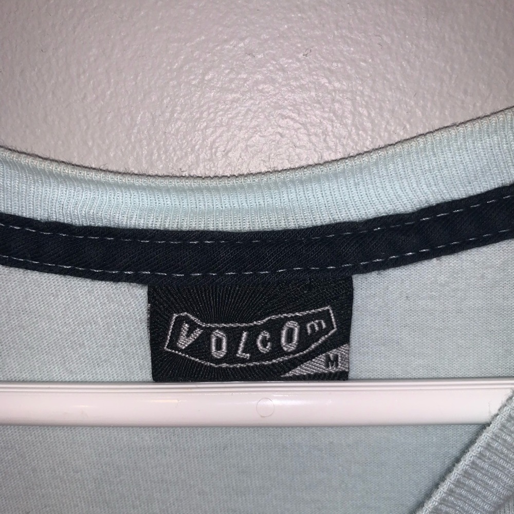 Volcom T-Shirt - Picture 2 of 2